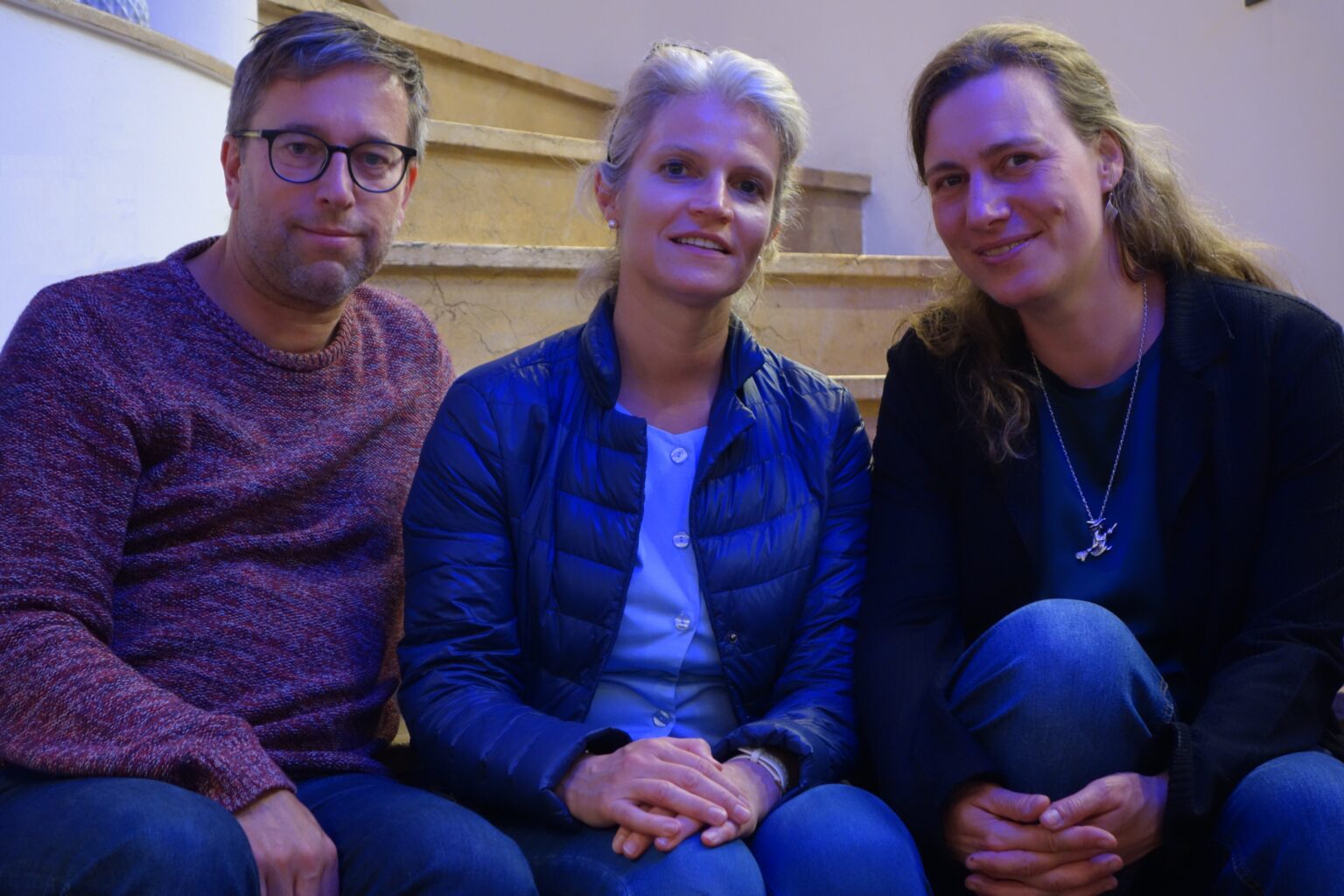 Foto mit Vorstand. Mitglieder v.l.n.r. Manuel Niethammer, Alessandra Avram, Christine Adamus